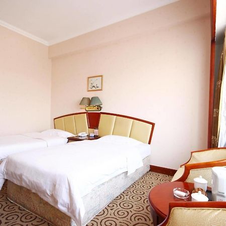 Hampton By Hilton Dalian Zhongshan Buitenkant foto