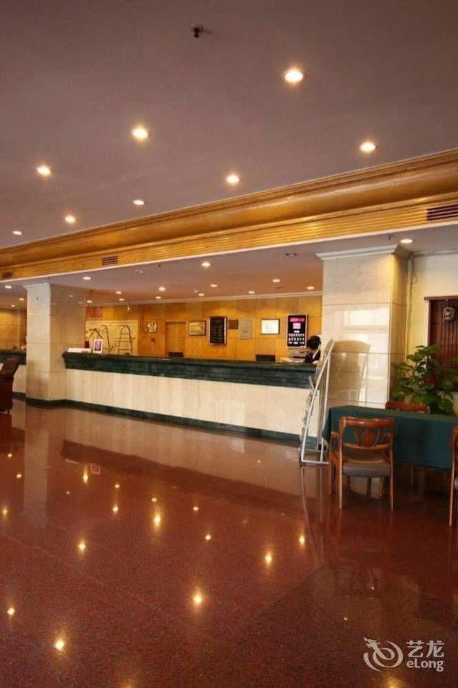 Hampton By Hilton Dalian Zhongshan Buitenkant foto