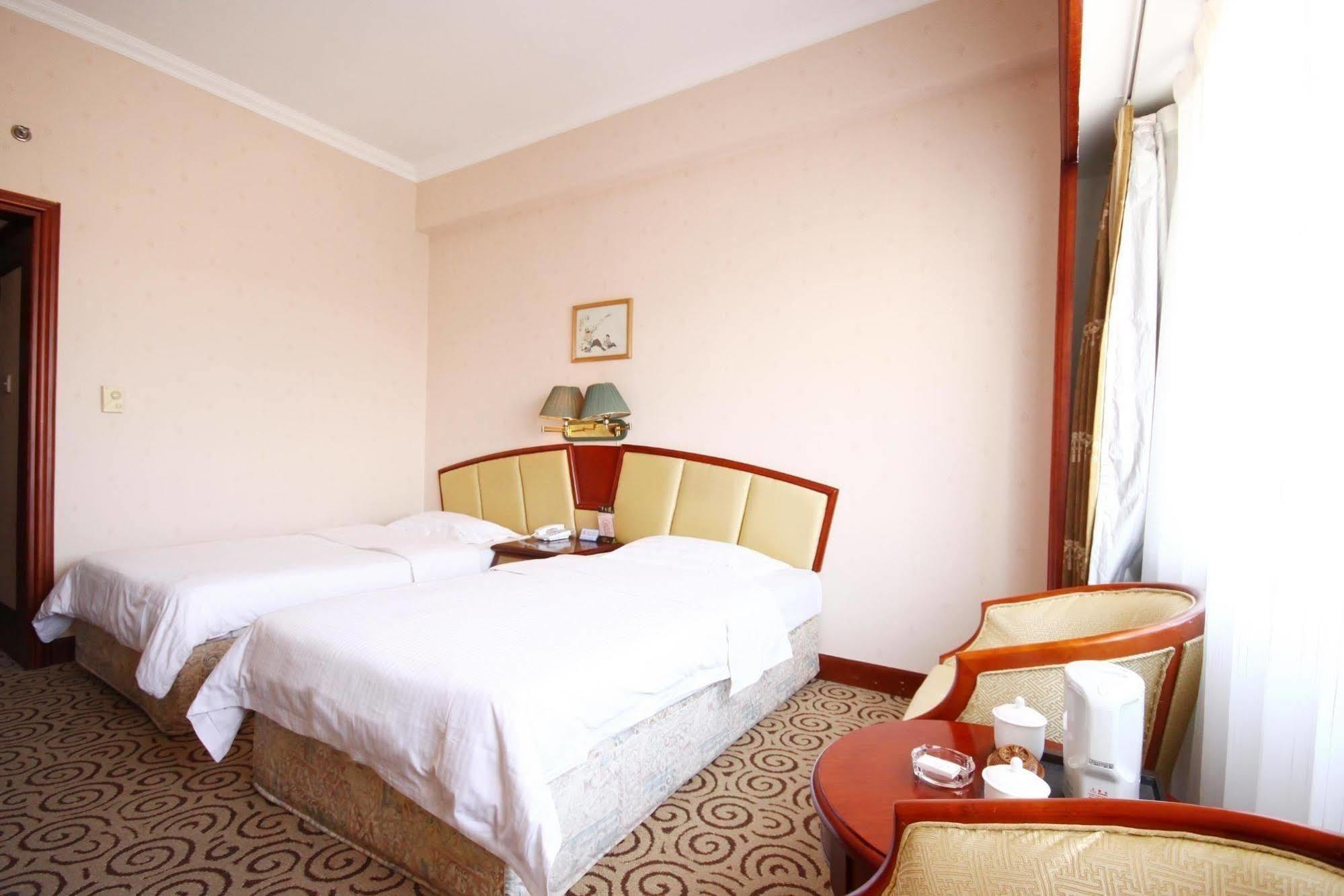 Hampton By Hilton Dalian Zhongshan Buitenkant foto